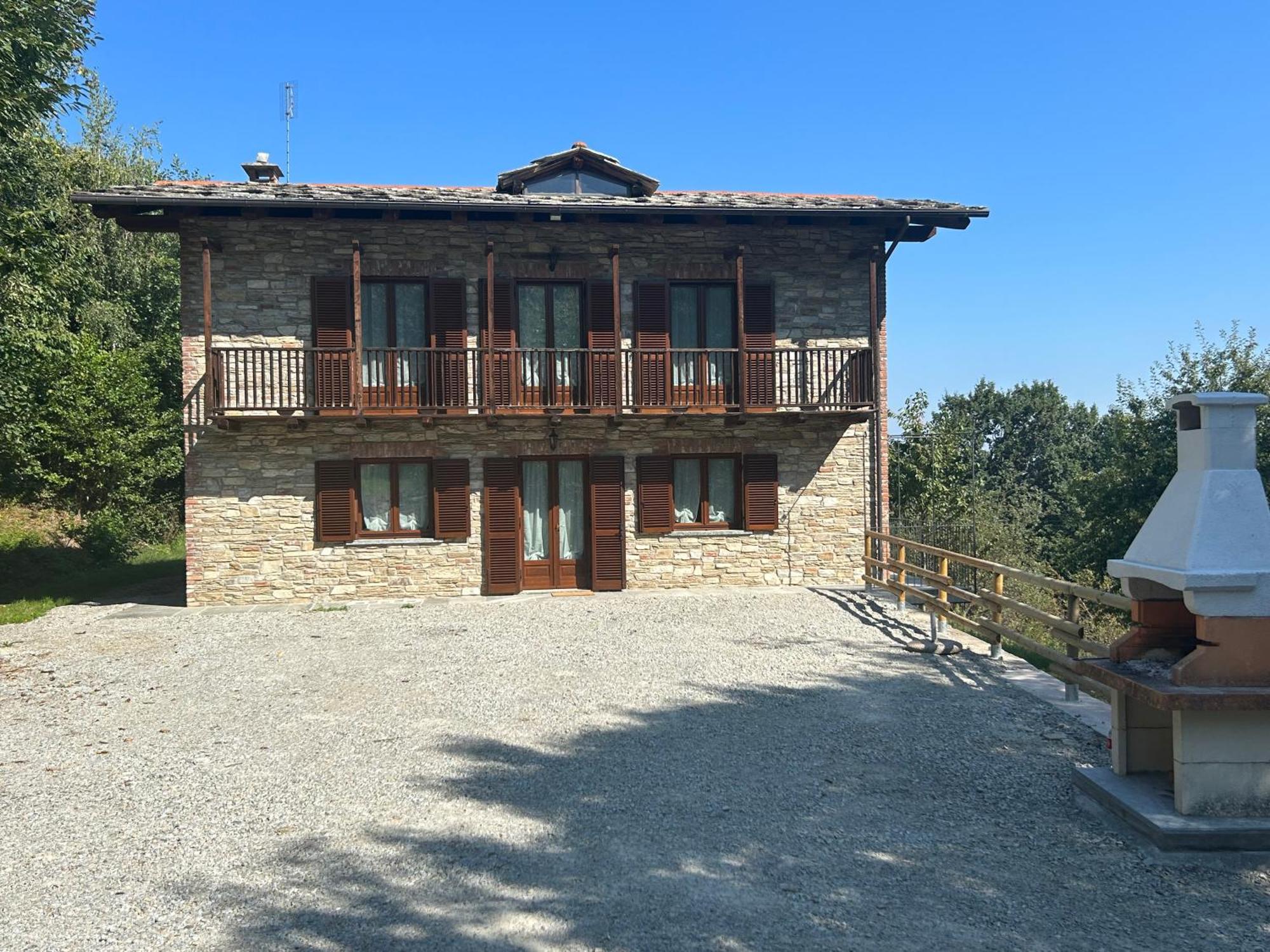 Casa Salada Villa Bagnolo Piemonte Bagian luar foto